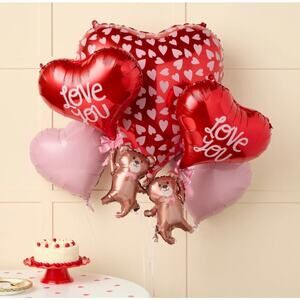 5ct Pre-Inflated Helium Valentine's Day Foil Balloon Bundle - Spritz™